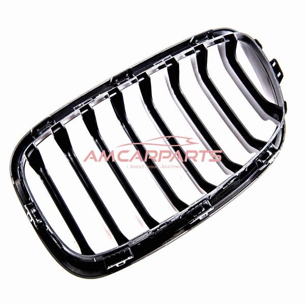 Upgrade Design Kühlergrill / Sportgrill passend für BMW 1er F20 / F21 Vor-Facelift 11-15 Hochglanz schwarz
