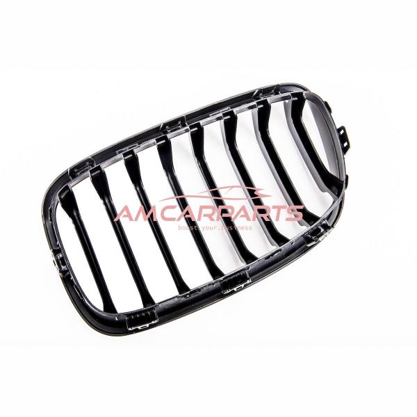 Upgrade Design Kühlergrill / Sportgrill passend für BMW 1er F20 / F21 Vor-Facelift 11-15 Matt schwarz