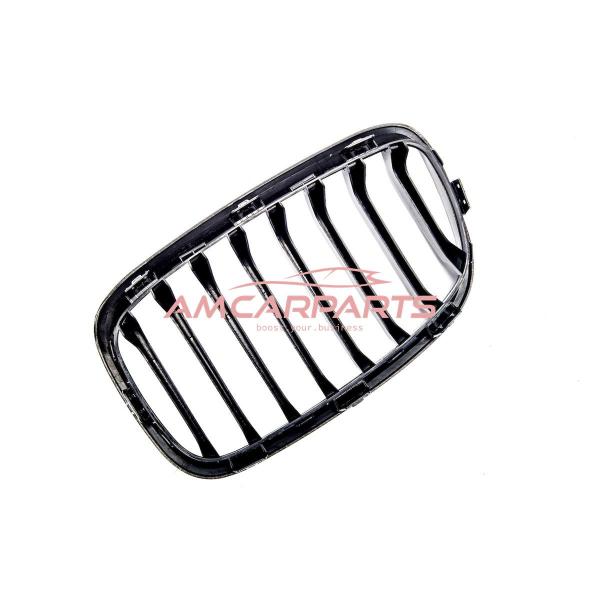 Upgrade Design Kühlergrill / Sportgrill passend für BMW 1er F20 / F21 Vor-Facelift 11-15 Carbon-Optik