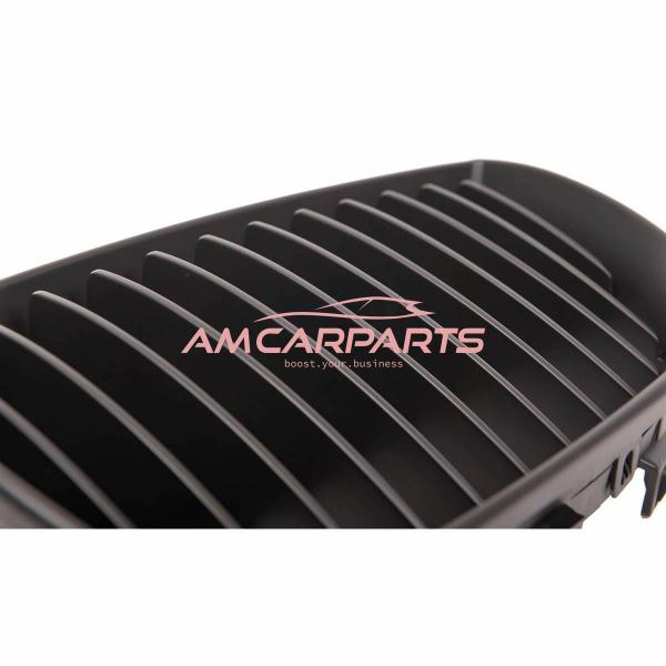 Upgrade Design Kühlergrill / Sportgrill passend für BMW 1er E81 / E87 Vor-Facelift 04-07 Matt schwarz