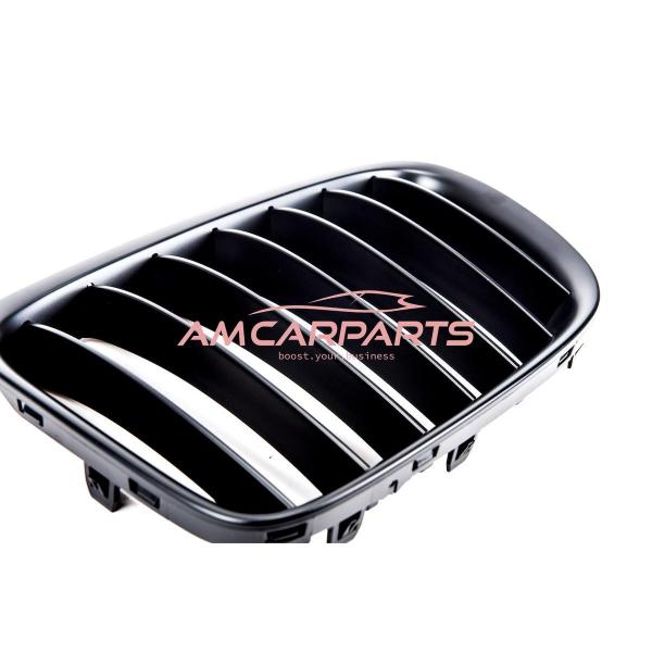 Upgrade Design Kühlergrill / Sportgrill passend für BMW X1 E84 09-15 Matt schwarz