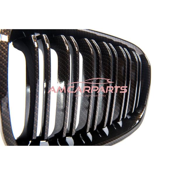 Upgrade Design Kühlergrill / Sportgrill passend für BMW 1er F20 / F21 Vor-Facelift 11-15 Carbon-Optik