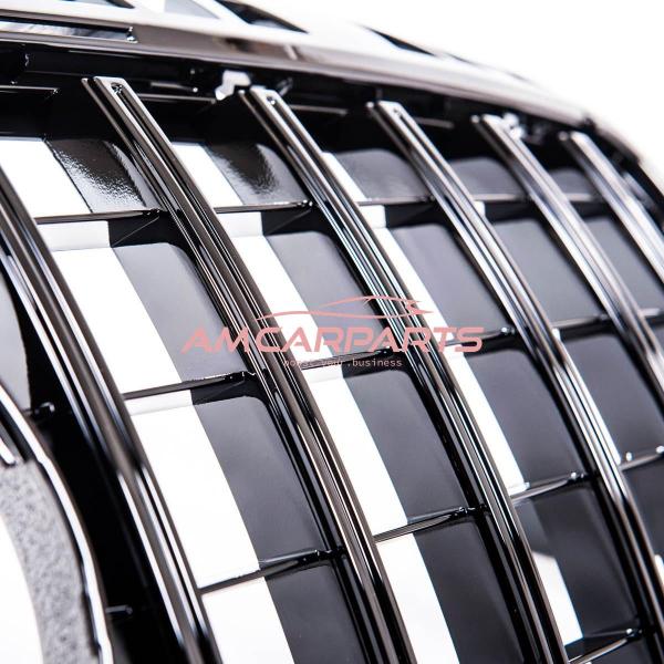 Upgrade Design Kühlergrill / Sportgrill passend für Mercedes Benz A-Klasse W176 Vor-Facelift 12-15 Hochglanz schwarz