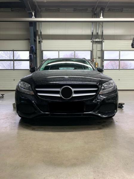 Upgrade Sportgrill / Kühlergrill passend für Mercedes Benz C-Klasse W205 (MOPF)18+ Hochglanz schwarz/chrom