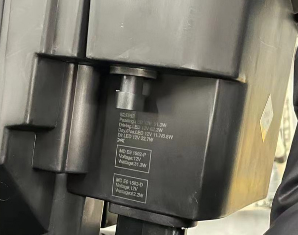 VOLL LED Tagfahrlicht Scheinwerfer für VW T5 GP (Facelift) 10-15