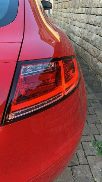 Voll LED Lightbar Design Rückleuchten für Audi TT 8J 06-14 rot/klar mit dynamischem Blinker