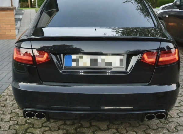 LED Lightbar Design Rückleuchten für Audi A6 4F (C6) Facelift 08-11 Limousine rot/rauch