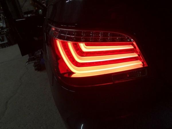 LED Lightbar Design Rückleuchten für BMW 5er E60 Limousine 03-07 rot/rauch