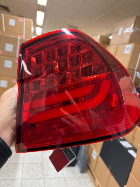 B-Ware - LED Lightbar Design Rückleuchten für BMW 3er E90 05-08 rot/klar mit LED Blinker