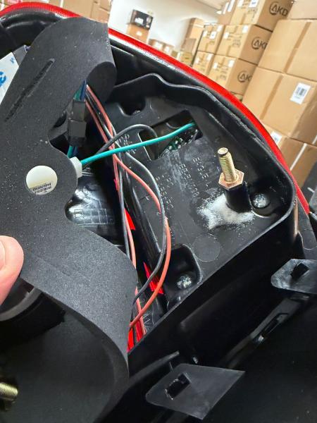 B-Ware - LED Lightbar Design Rückleuchten für BMW 3er E90 05-08 rot/klar mit LED Blinker