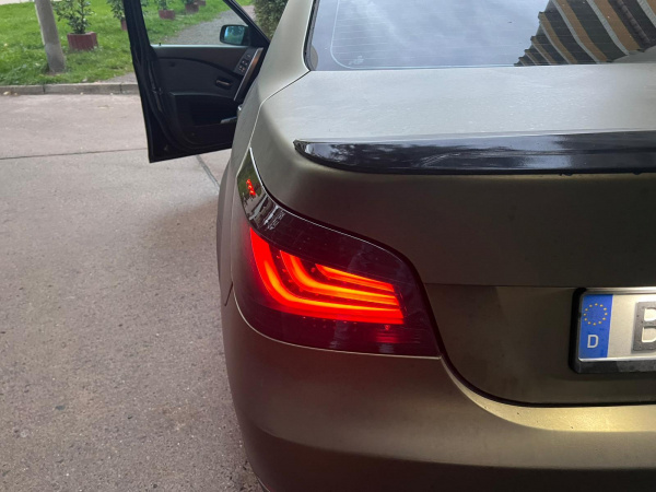 LED Lightbar Design Rückleuchten für BMW 5er E60 LCI Limousine 07-10 schwarz