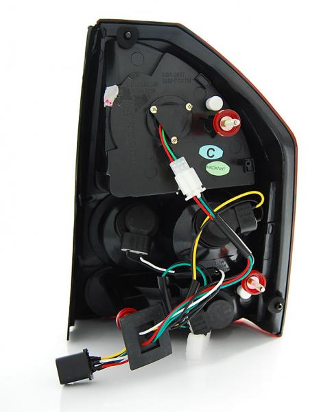 LED Upgrade Design Rückleuchten für Chrysler 300C Limousine 05-08 rot/rauch