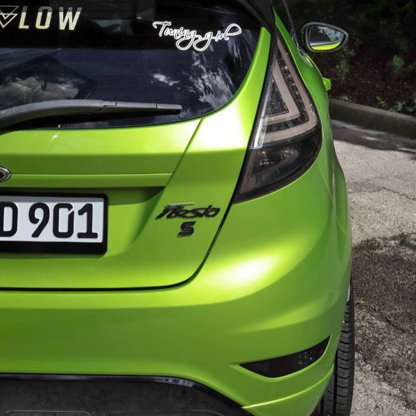 LED Lightbar Design Rückleuchten für Ford Fiesta MK7 08-12 rauch mit LED Blinker