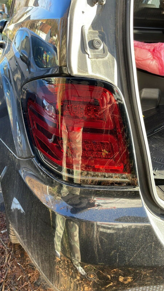 Voll LED Upgrade Design Rückleuchten für Mercedes Benz ML W164 05-08 rot/rauch