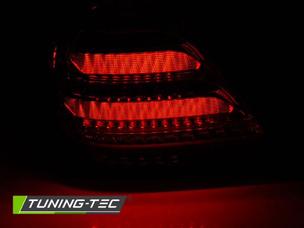 LED Lightbar Design Rückleuchten für Mercedes Benz C-Klasse W203 04-07 Limousine Schwarz Dynamische Blinker