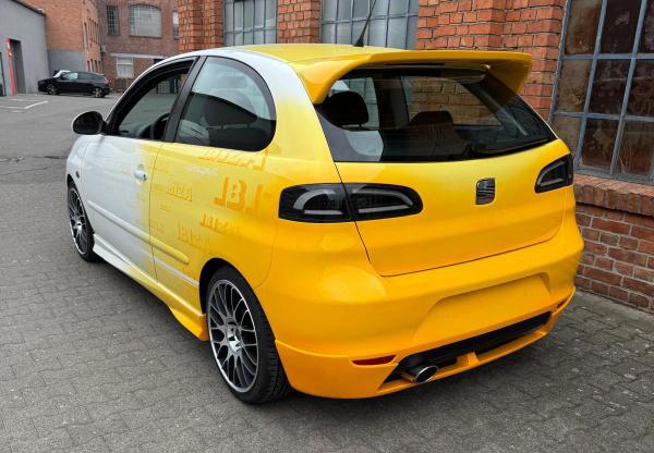 Voll LED Lightbar Design Rückleuchten für Seat Ibiza 6L 02-08 schwarz/rauch