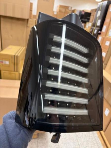 B-Ware  LED Upgrade Design Rückleuchten passend für VW T5 / T5 GP 03-09/10-15 schwarz/rauch (Heckklappe)