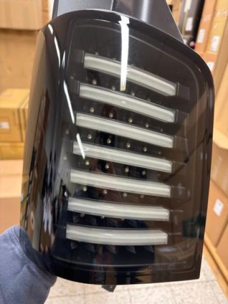 B-Ware  LED Upgrade Design Rückleuchten passend für VW T5 / T5 GP 03-09/10-15 schwarz/rauch (Heckklappe)