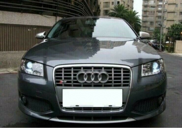 LED Tagfahrlicht-Design Scheinwerfer für Audi A3 8P 04-08 schwarz
