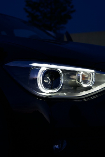 LED Tagfahrlicht Angel Eyes Scheinwerfer für BMW 1er F20/F21 11-14 schwarz