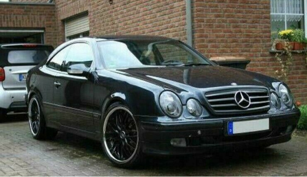 Upgrade Klarglas Scheinwerfer für Mercedes Benz CLK W208 97-02 schwarz
