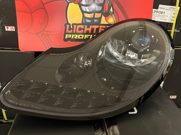 BLACKSHINE LED Tagfahrlicht Design Scheinwerfer für Porsche Boxster 986 / 911 996 96-04 Hochglanzschwarz