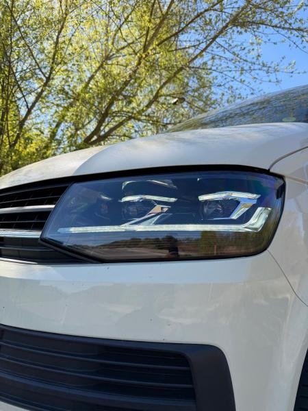 VOLL-LED Scheinwerfer passend für VW T6 15-19 schwarz mit dynamischem LED Blinker