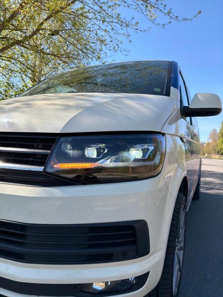 VOLL-LED Scheinwerfer passend für VW T6 15-19 schwarz mit dynamischem LED Blinker