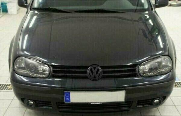 LED Tagfahrlicht Design Scheinwerfer für VW Golf 4 97-03 schwarz