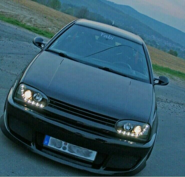 LED Tagfahrlicht Design Scheinwerfer für VW Golf 3 91-97 schwarz