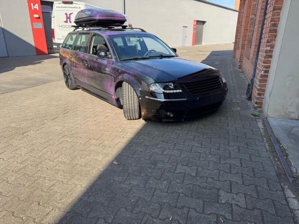 LED Tagfahrlicht Scheinwerfer für VW Passat 3BG 00-05 schwarz