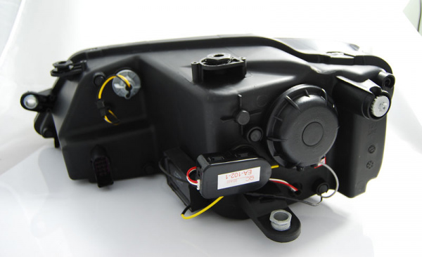 LED Tagfahrlicht Design Scheinwerfer für VW Jetta 6 11-18 chrom LTI