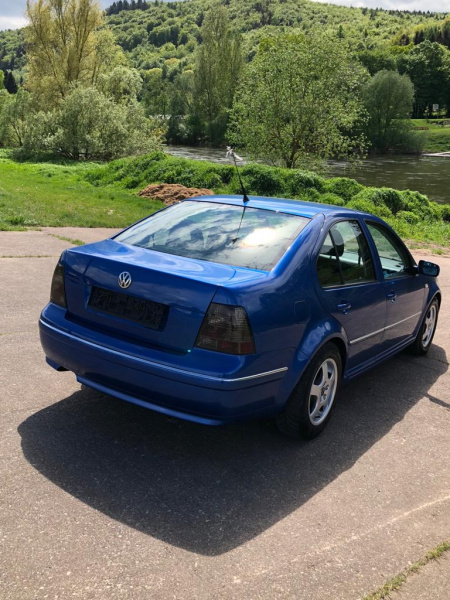 Upgrade Design Rückleuchten für VW Bora 98-05 schwarz/rauch