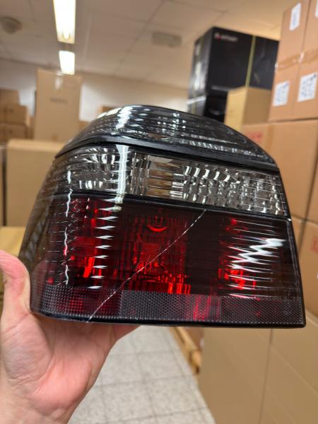 B-Ware  Upgrade Design Rückleuchten für VW Golf 3 (III) 91-97 rot/rauch