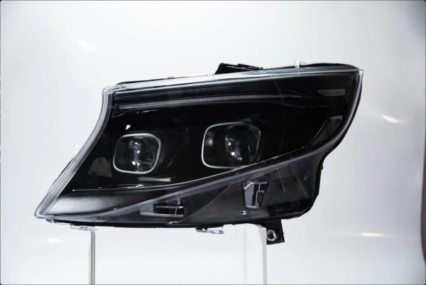 Upgrade Design VOLL LED Tagfahrlicht Scheinwerfer für Mercedes Benz V-Klasse / Vito W447 14-23 schwarz mit LED Blinker