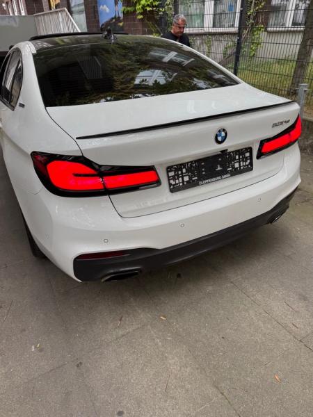 Voll LED Upgrade Design Rückleuchten für BMW 5er G30 Lim. /G38 (Langversion) 17-20 rot/schwarz