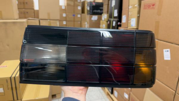 B-Ware  Exklusiv Classic-Sport Design Rückleuchten für BMW 3er E30 Facelift Limo, 2-Türer (Coupe), Cabrio, Touring 87-94 schwarz