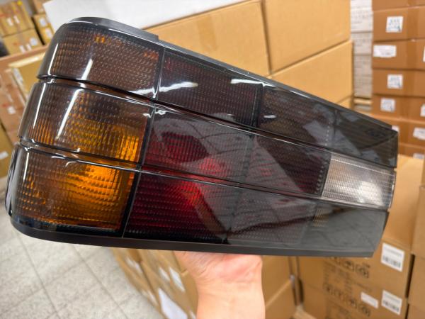 B-Ware  Exklusiv Classic-Sport Design Rückleuchten passend für BMW 3er E30 Facelift Limo, 2-Türer (Coupe), Cabrio, Touring 87-94 schwarz