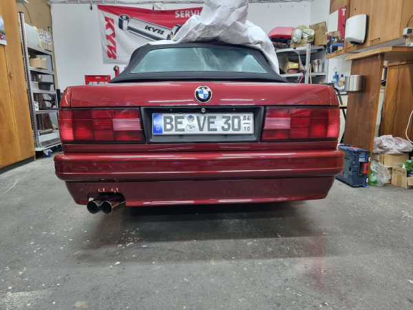 Exklusiv Classic-Sport Design Rückleuchten für BMW 3er E30 Facelift Limo, 2-Türer (Coupe), Cabrio, Touring 87-94 rot