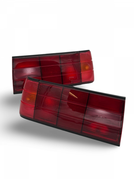 Exklusiv Classic-Sport Design Rückleuchten passend für BMW 3er E30 Facelift Limo, 2-Türer (Coupe), Cabrio, Touring 87-94 rot