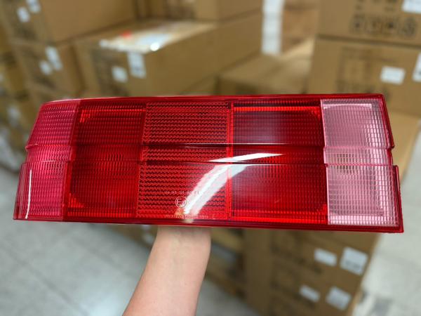 B-Ware  Exklusiv Classic-Sport Design Rückleuchten "V2" passend für BMW 3er E30 Vorfacelift 81-87 Limo, 2-Türer (Coupe) rot/slighty