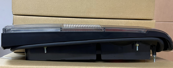Upgrade Classic Design Rückleuchten für BMW 3er E30 Touring / Cabrio / Coupe 87-94 weiß/crystal