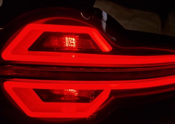 Voll LED Upgrade Design Rückleuchten für Mazda MX5 (ND) 15+ rot/rauch dynamisch