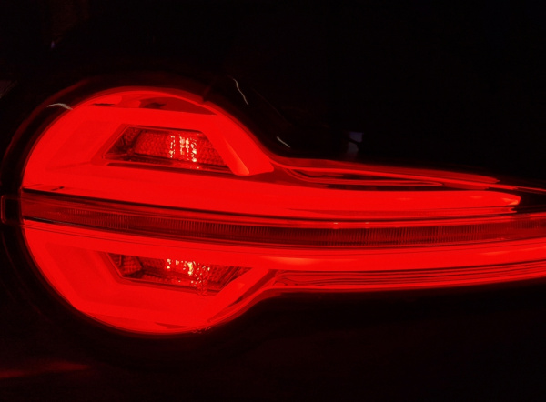 Voll LED Upgrade Design Rückleuchten für Mazda MX5 (ND) 15+ rot/rauch dynamisch