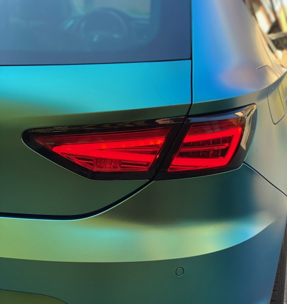 Voll LED Upgrade Design Rückleuchten für Seat Leon 5F 12-16 rot/rauch (für original LED)