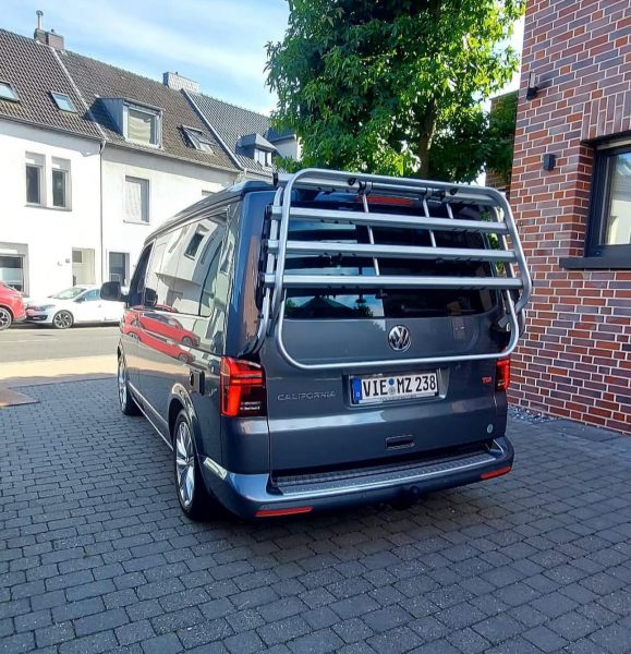 Voll LED Lightbar Design Rückleuchten für VW T5 03-09 / T5 GP (Facelift) 10-15 rot/rauch mit dynamischen Blinker