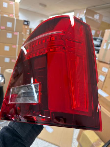 B-Ware - Voll LED Lightbar Design Rückleuchten für VW T6 15-19 rot/rauch mit dynamischen Blinker (für Heckklappe/Halogen)