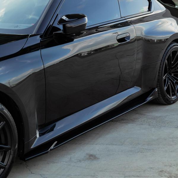 Upgrade Sport Design Seitenschweller Set passend für BMW 2er G87 23+ Hochglanz schwarz