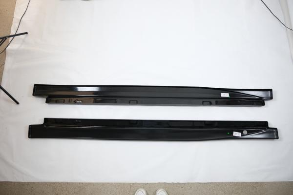 Upgrade Sport Design Seitenschweller Set passend für VW Tiguan MK3 24+ Hochglanz schwarz