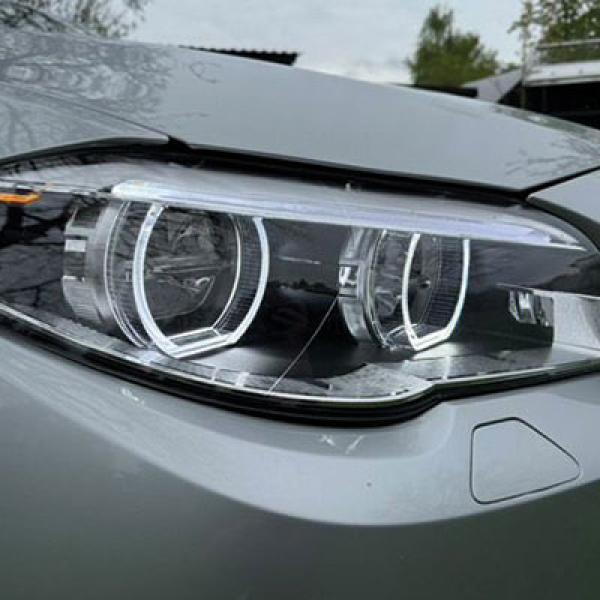 VOLL LED Angel Eyes Scheinwerfer Set für BMW 5er F10/F11 LCI (Facelift) 13-16 schwarz